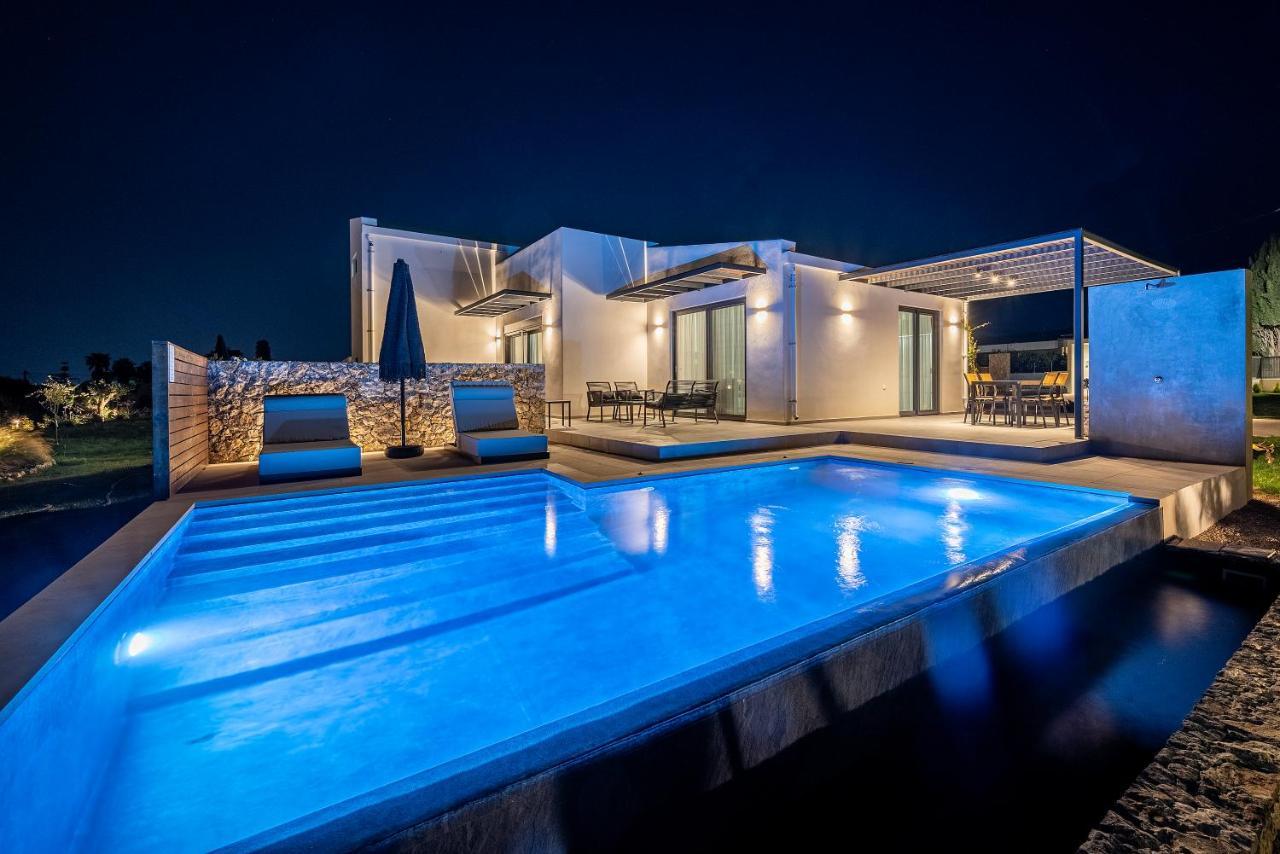 Campo Premium Stay Private Pool Villas Kos Town Ngoại thất bức ảnh